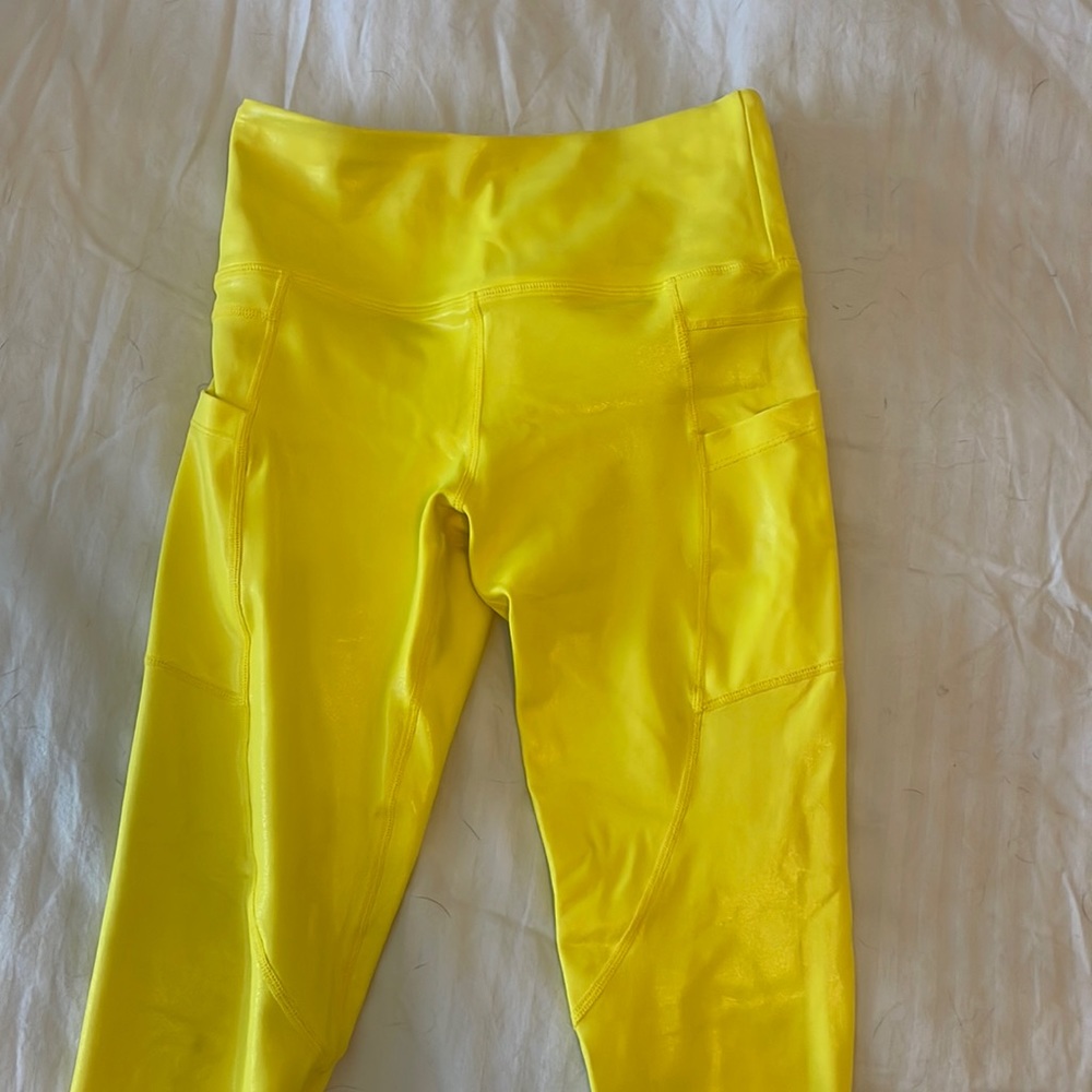 Zyia yellow shimmer legging